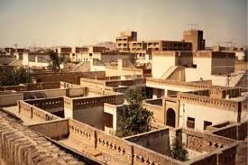 پاورپوینت زندگینامه كامران ديبا و تحلیل شهرك شوشتر نو 